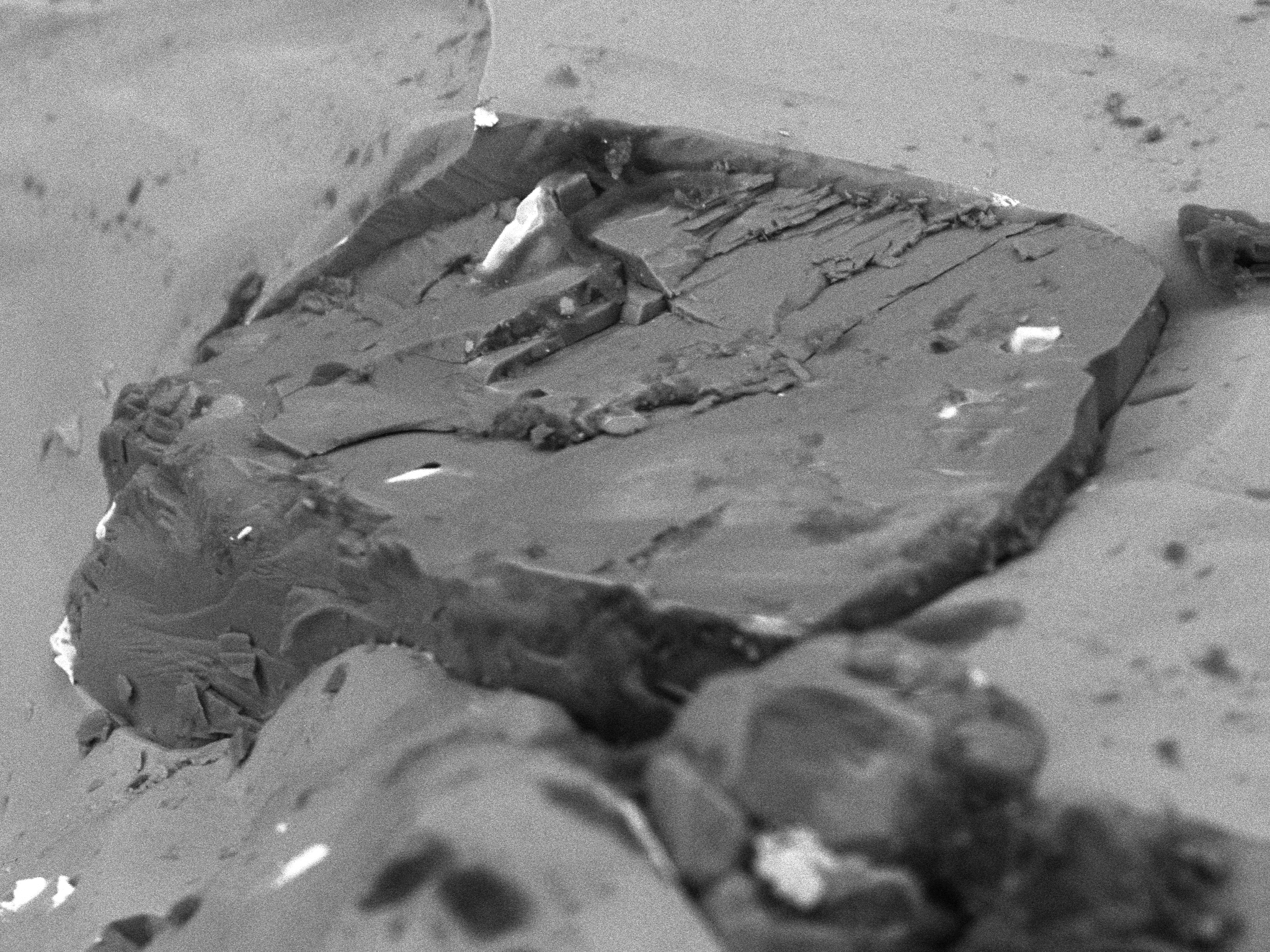 'Flat' structure from before, zoomed in. Oddly prismatic structure, has a man-made aesthetic to it.